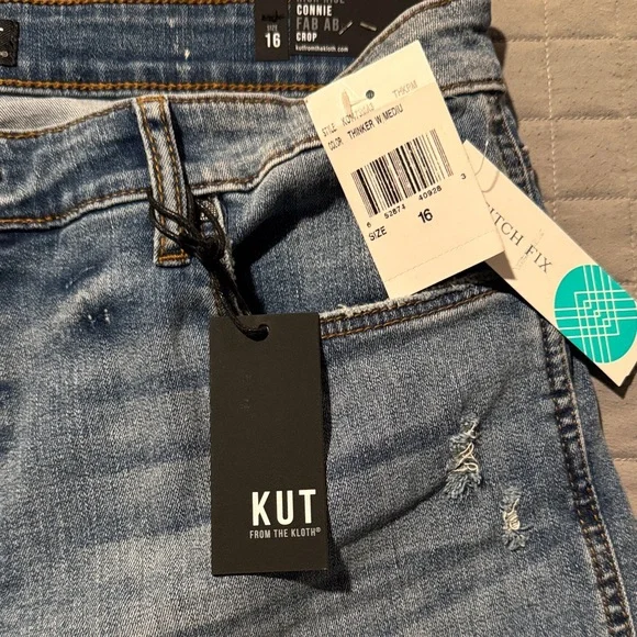 Kut from the Kloth Women's Distressed Light Blue Cropped Jeans - Picture 2 of 8